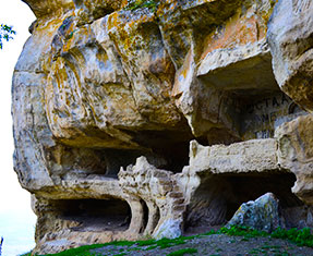 Экскурсии в пещерные города Крыма