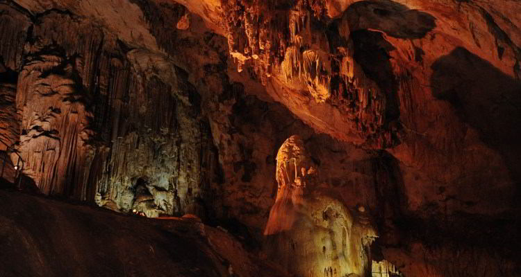 Экскурсия в пещеру Эмине-Баир-Хосар